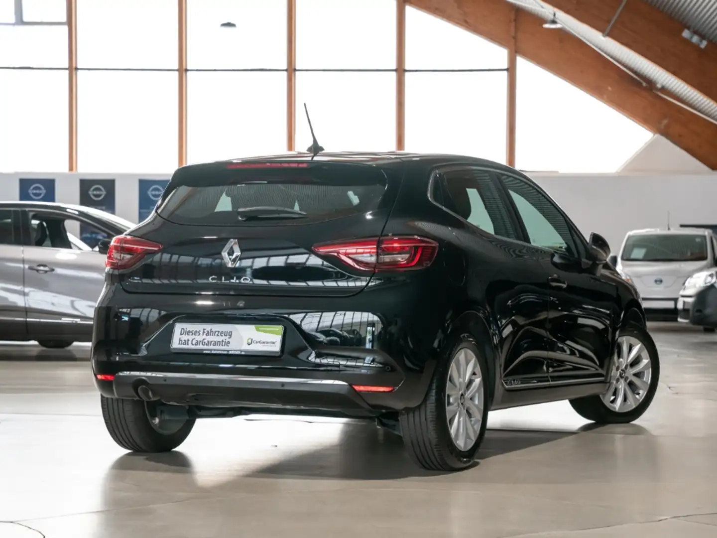 Renault Clio V Intens 1.3 EU6d-T TCe EDC Navi  Apple CarPlay An Schwarz - 2