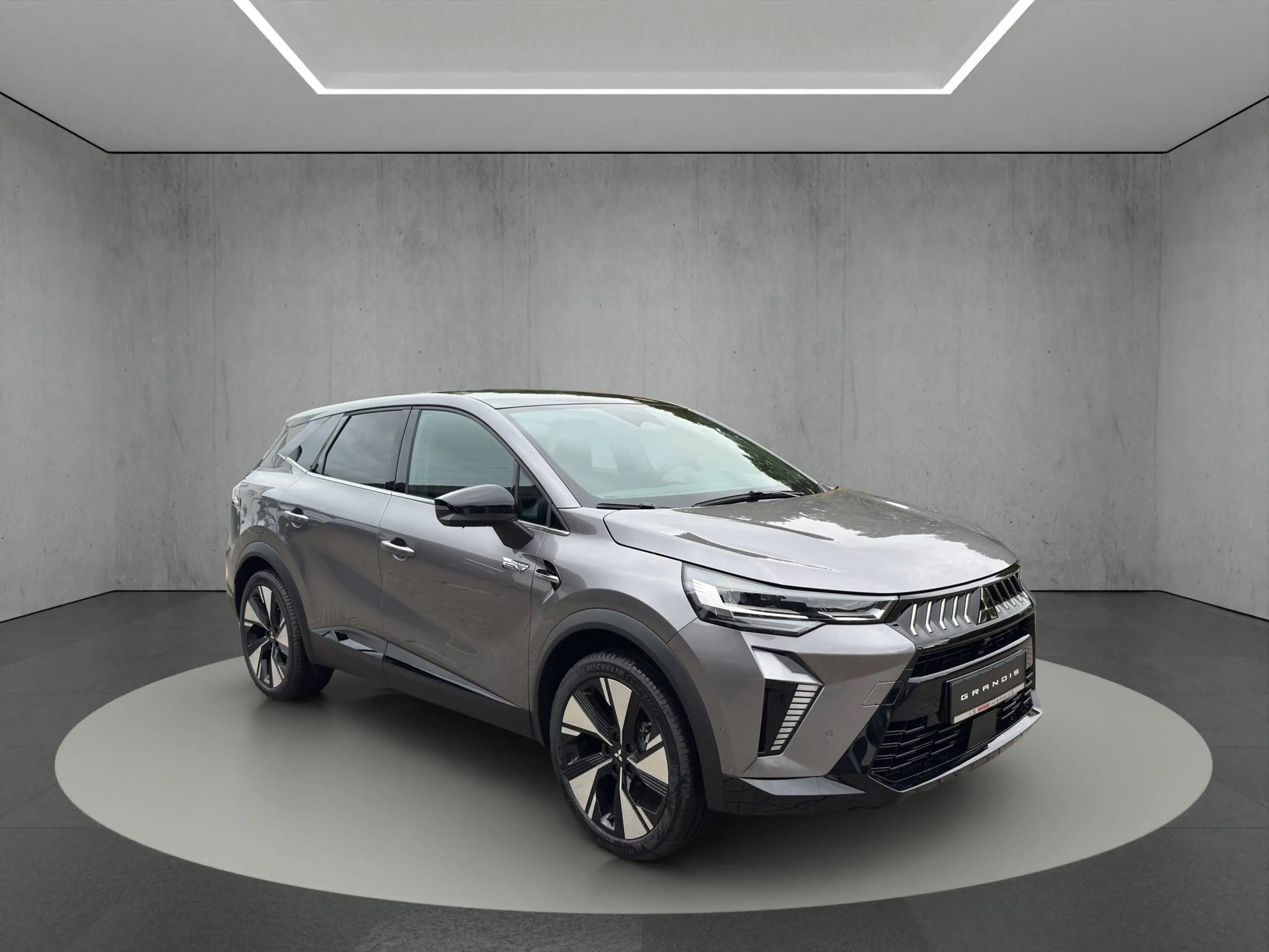 Mitsubishi Grandis Diamant TOP 1.8 Hybrid — photo 8