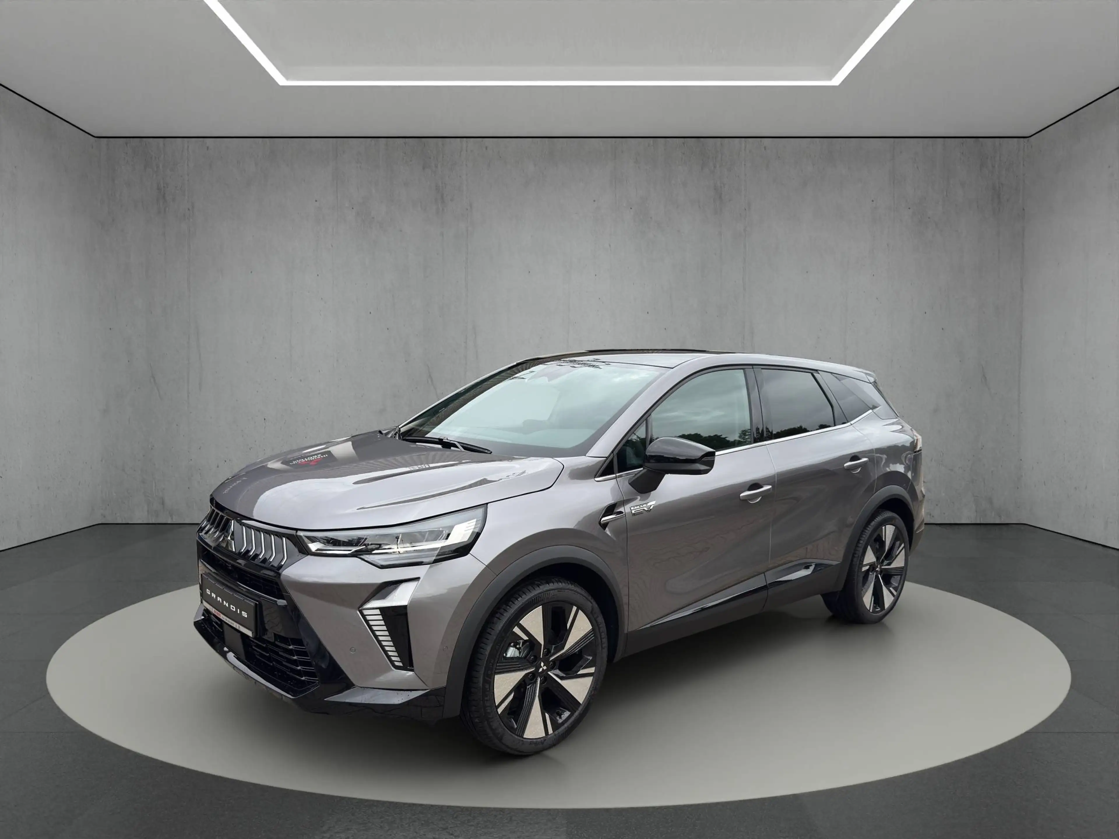 Mitsubishi Grandis Diamant TOP 1.8 Hybrid — photo 2