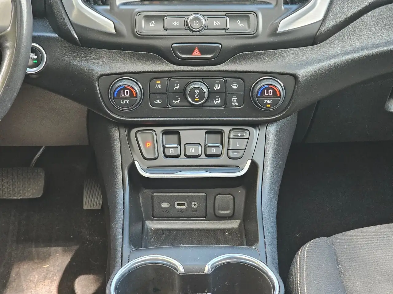GMC Terrain снимка GMC Terrain