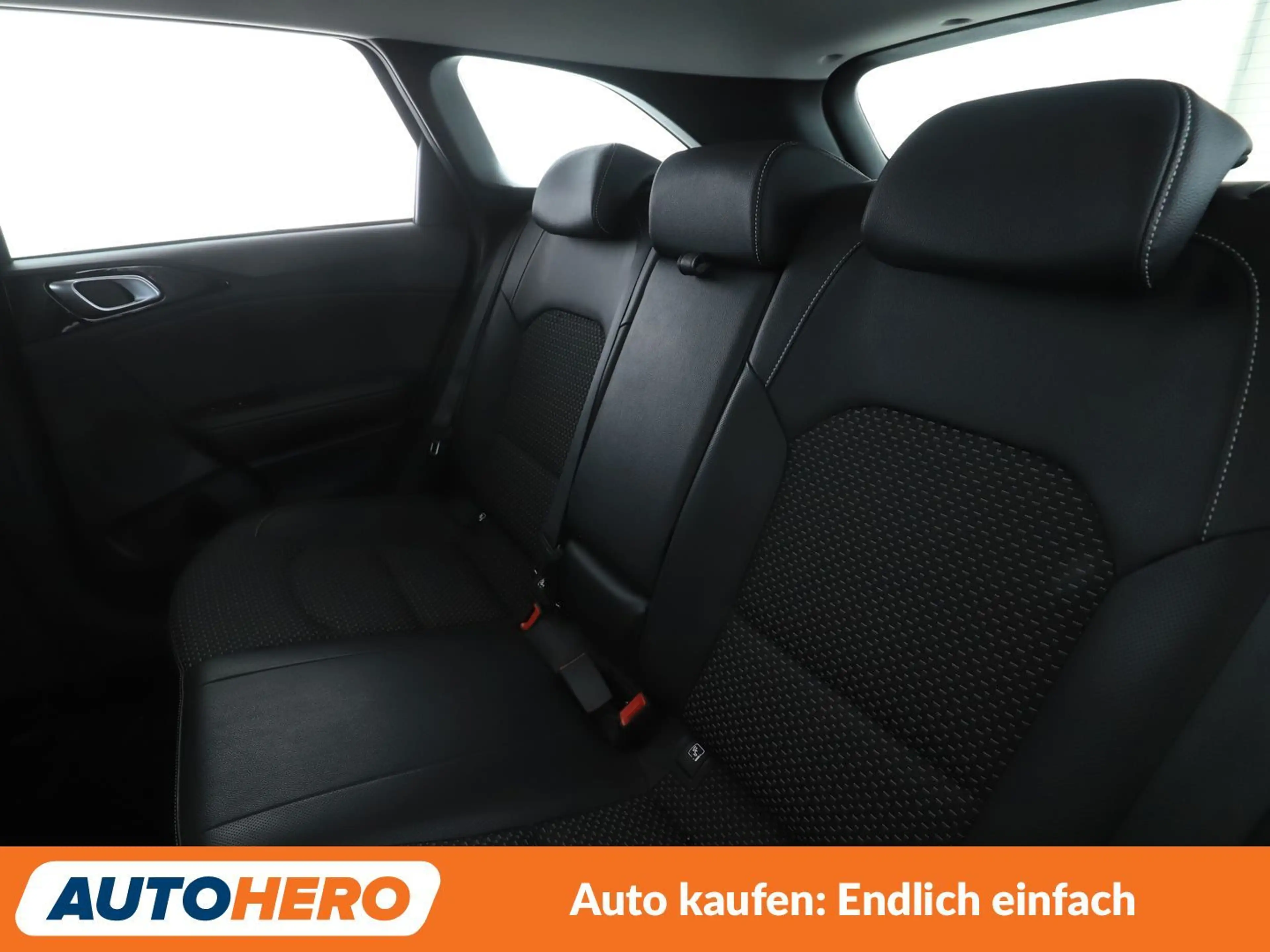 Kia Ceed / cee'd 1.6 Plug-in Hybrid Spirit Aut.*NAVI*LED*ACC*CAM* — photo 14