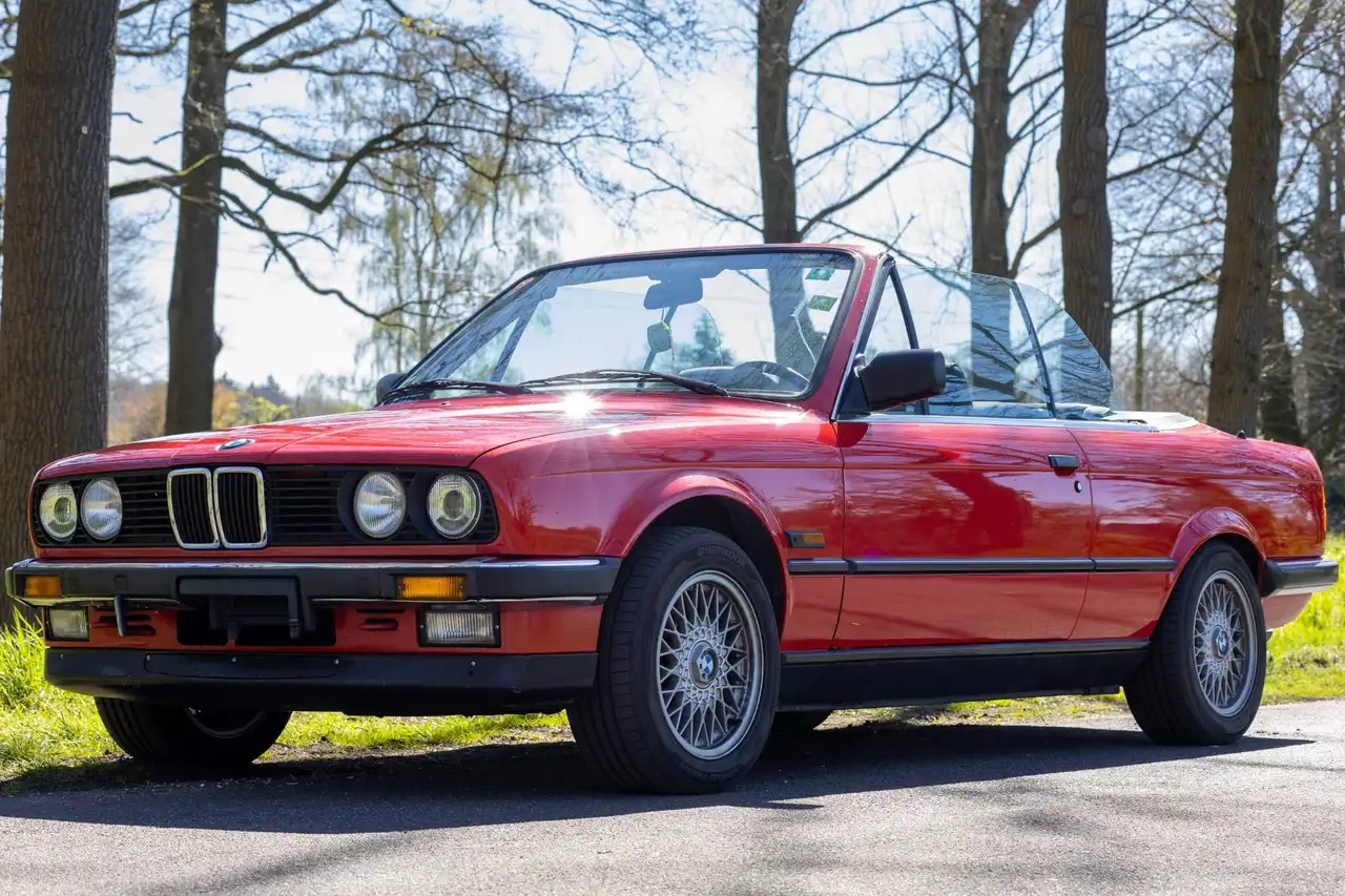 BMW 3 Series 320 1990