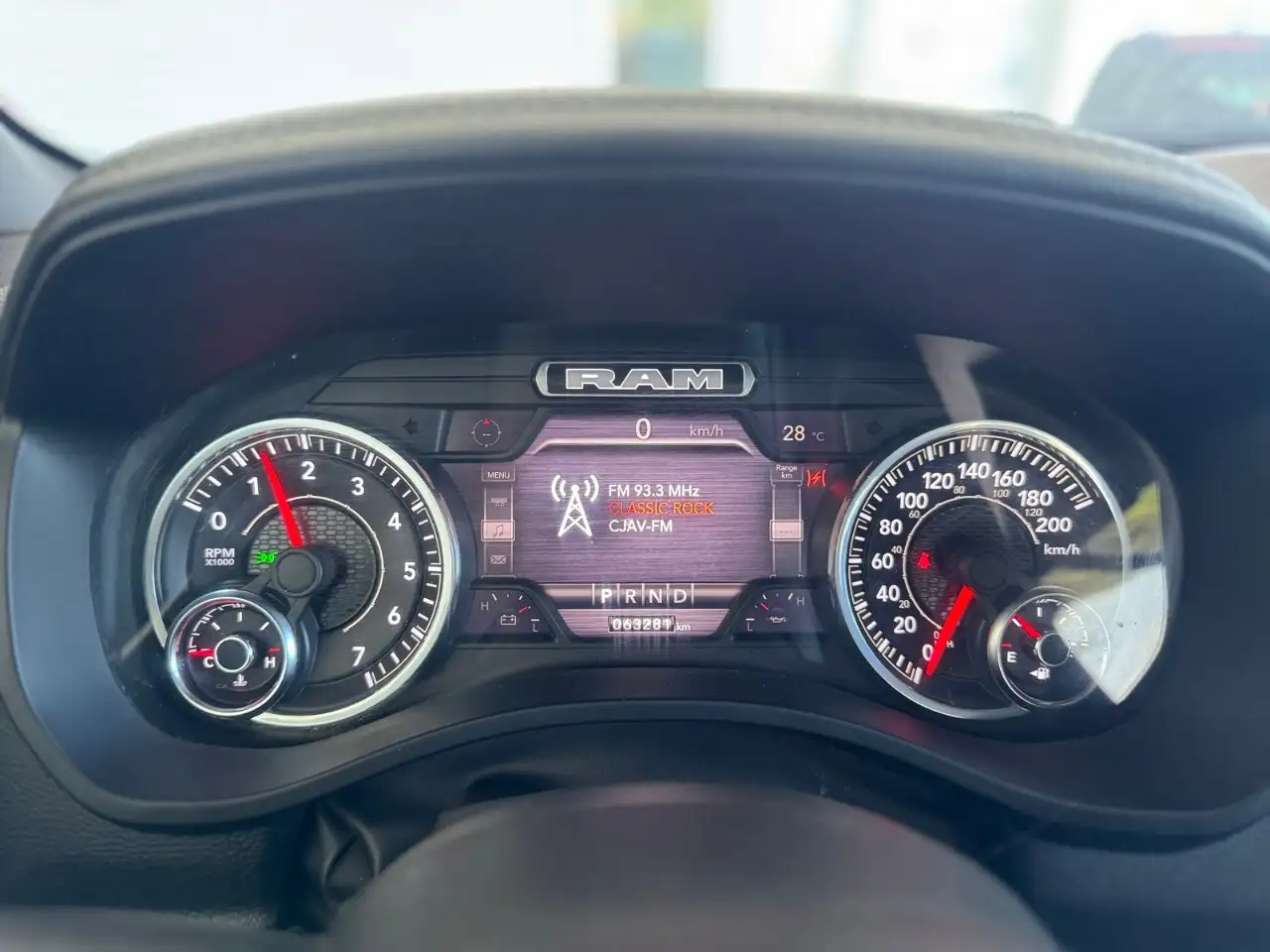 RAM 1500 снимка RAM 1500