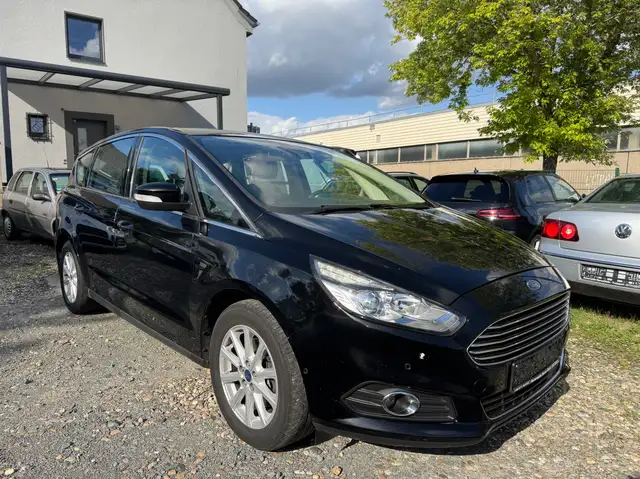 Ford S-Max Titanium Navi Klima 7 Sitzer 360 PDC Neu Reifen