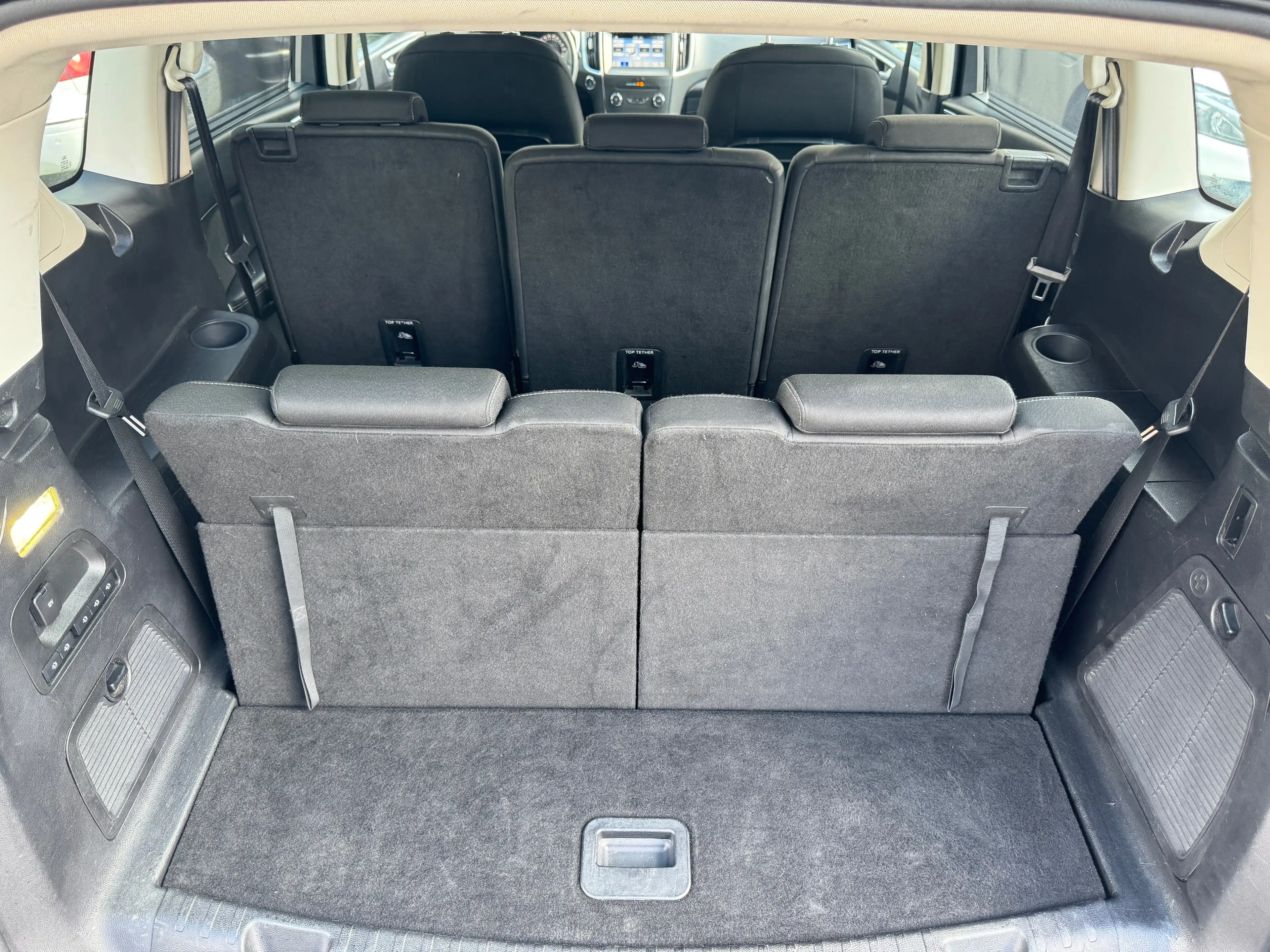 Ford S-Max Titanium Navi Klima 7 Sitzer 360 PDC Neu Reifen — photo 7