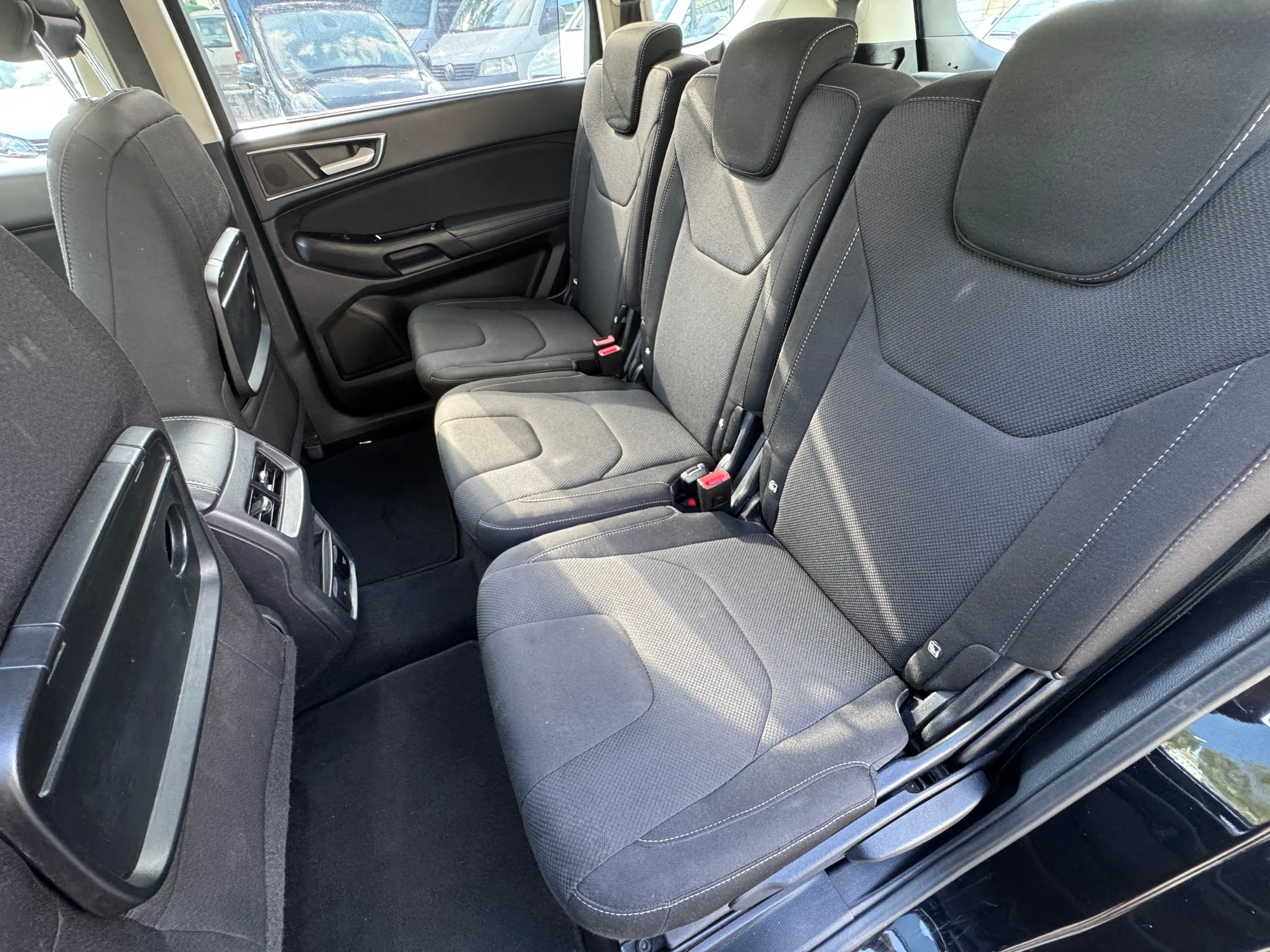 Ford S-Max Titanium Navi Klima 7 Sitzer 360 PDC Neu Reifen — photo 10