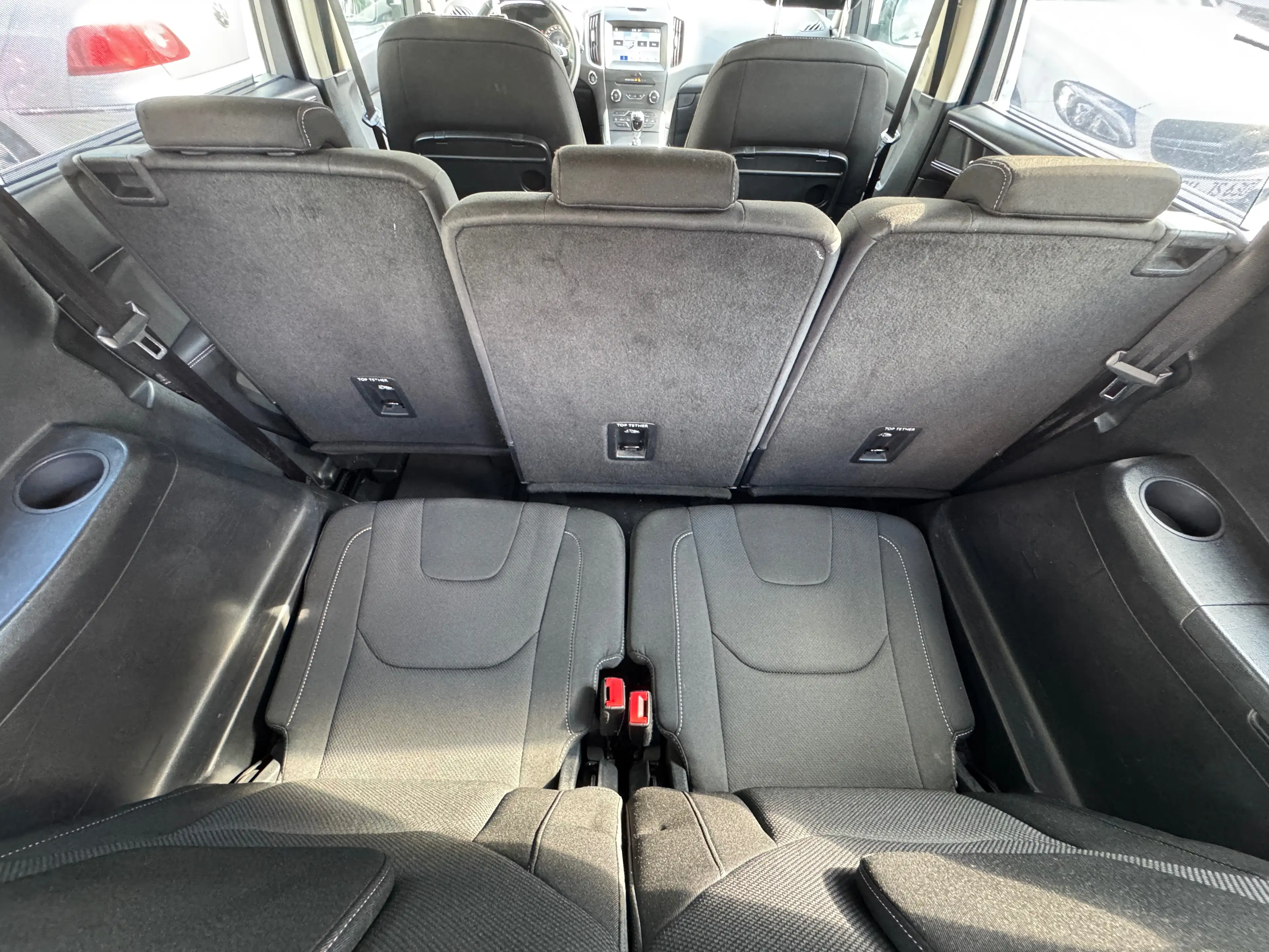 Ford S-Max Titanium Navi Klima 7 Sitzer 360 PDC Neu Reifen — photo 9