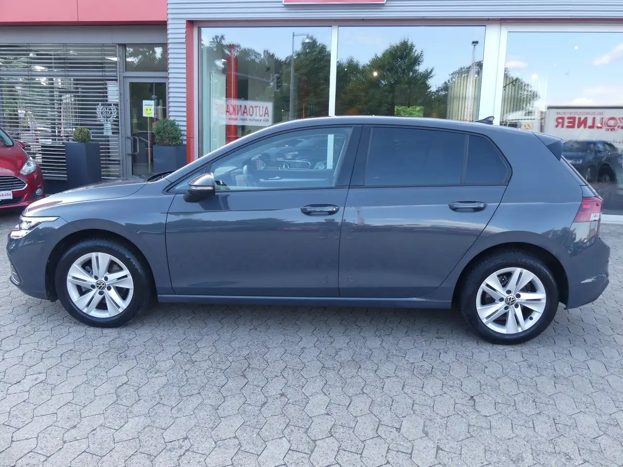 Volkswagen Golf VIII Lim. Life 1.5 eTSI Navi*AHK*SHZ*ab199€, миниатюра 3