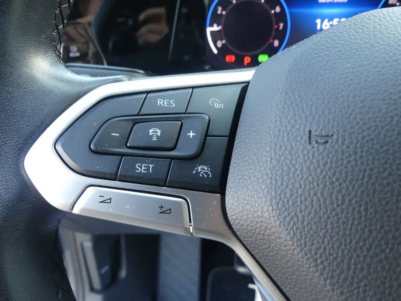 Volkswagen Golf VIII Lim. Life 1.5 eTSI Navi*AHK*SHZ*ab199€, миниатюра 20