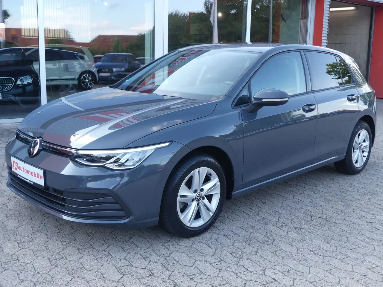 Volkswagen Golf VIII Lim. Life 1.5 eTSI Navi*AHK*SHZ*ab199€, миниатюра 2