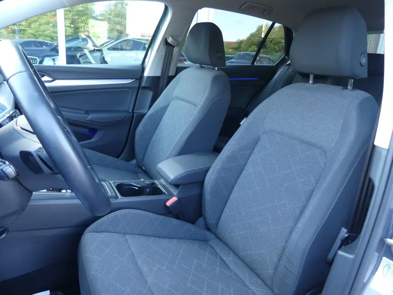 Volkswagen Golf VIII Lim. Life 1.5 eTSI Navi*AHK*SHZ*ab199€, миниатюра 13
