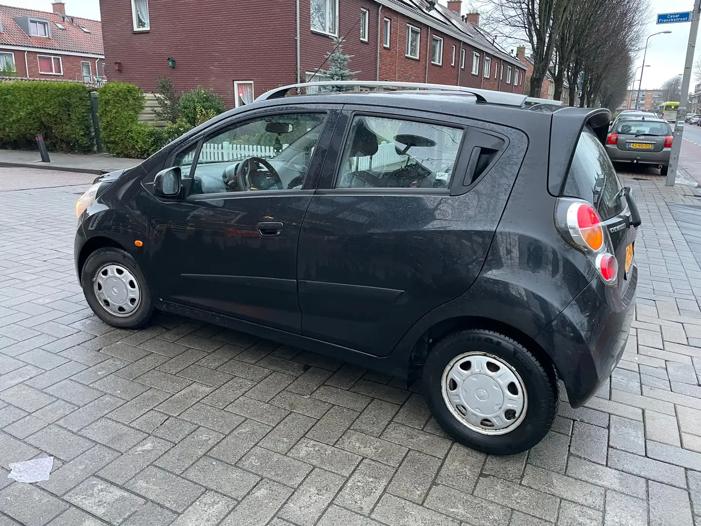 Chevrolet Spark Spark 1.0 16V LS Bi-Fuel Zwart - 2