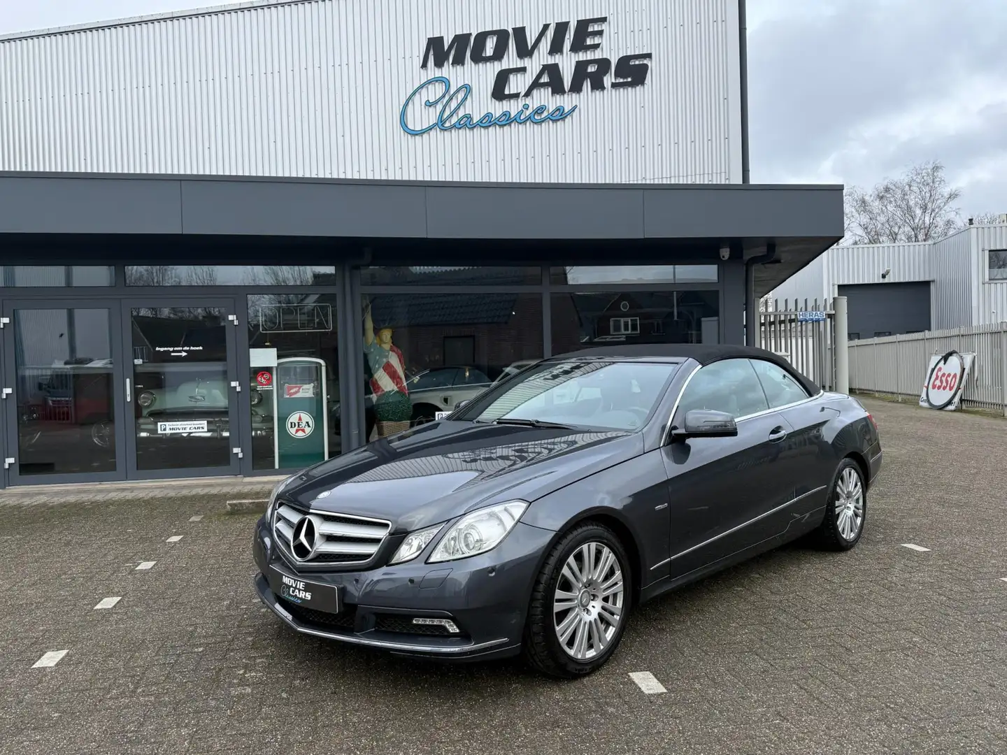 Mercedes-Benz E 200 Cabrio CGI Elegance Gris - 1