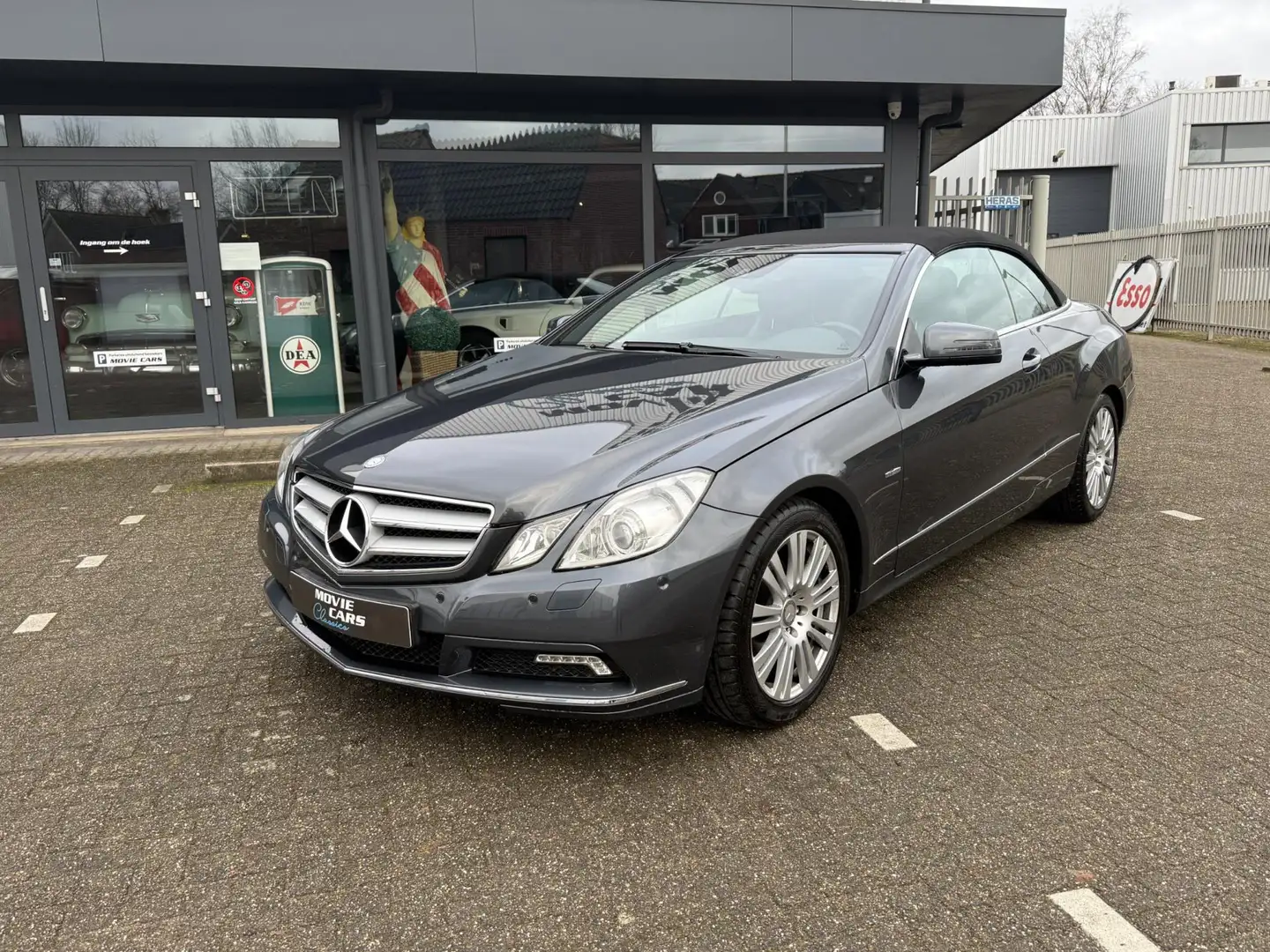 Mercedes-Benz E 200 Cabrio CGI Elegance Gris - 2