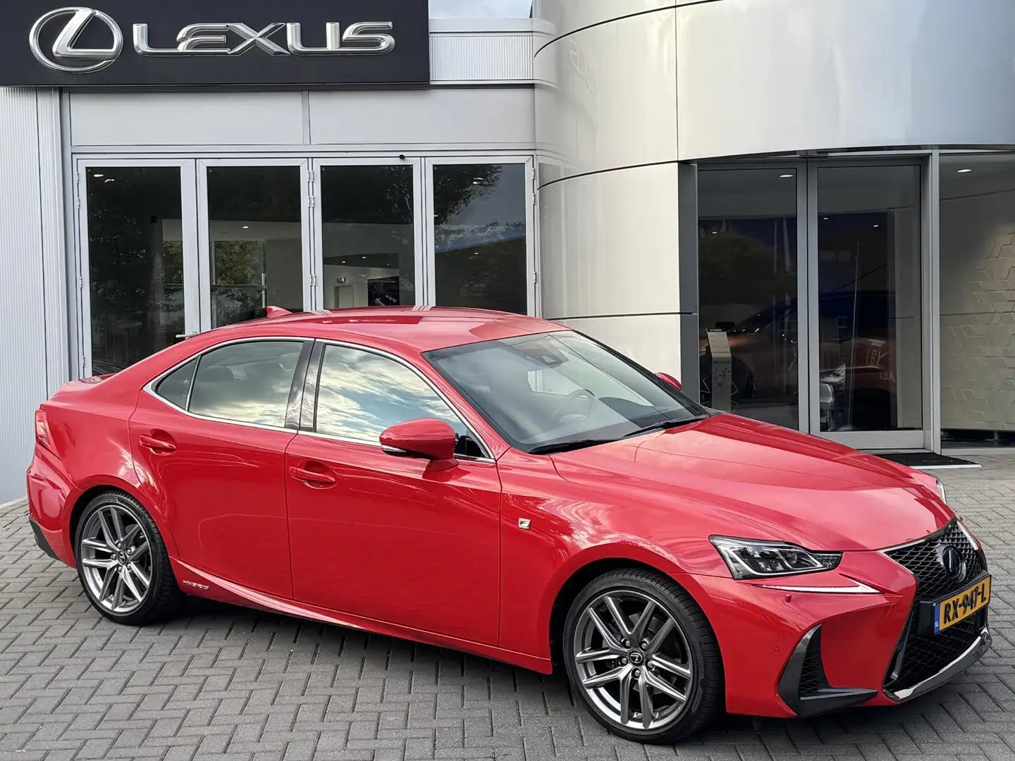 Lexus IS 300 300h Hybrid F-Sport Line NL-AUTO TREKHAAK QUAD-LED Rouge - 1