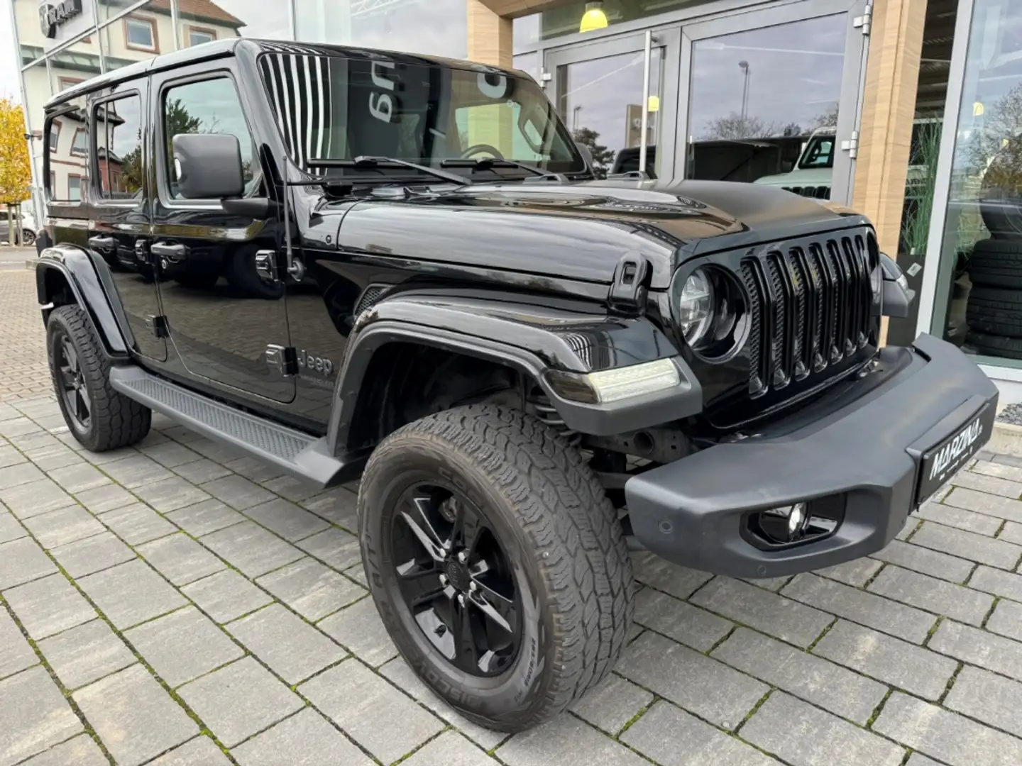 Jeep Wrangler Unlimited Sahara AHK-abnehmbar Navi Soundsystem LE Schwarz - 2