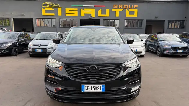 Opel Grandland view 2