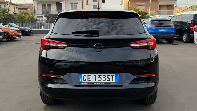 Opel Grandland view 7