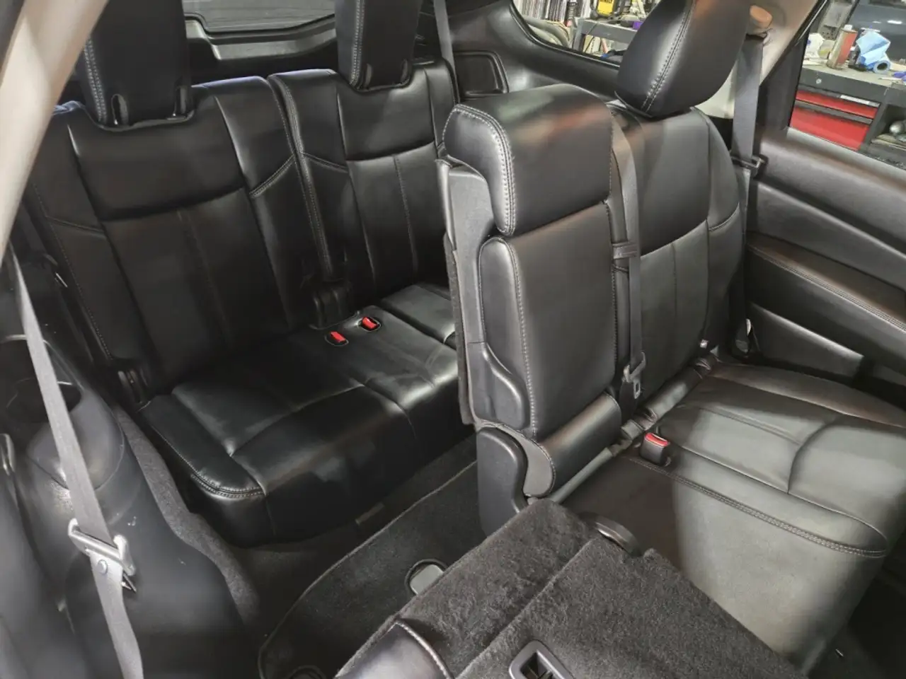 Nissan Pathfinder снимка Nissan Pathfinder