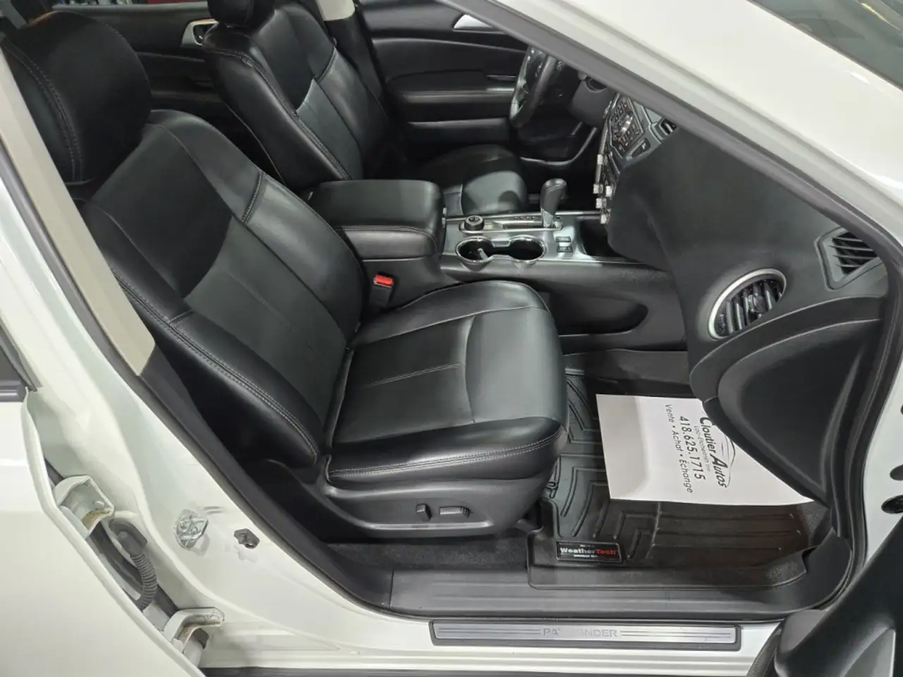 Nissan Pathfinder снимка Nissan Pathfinder