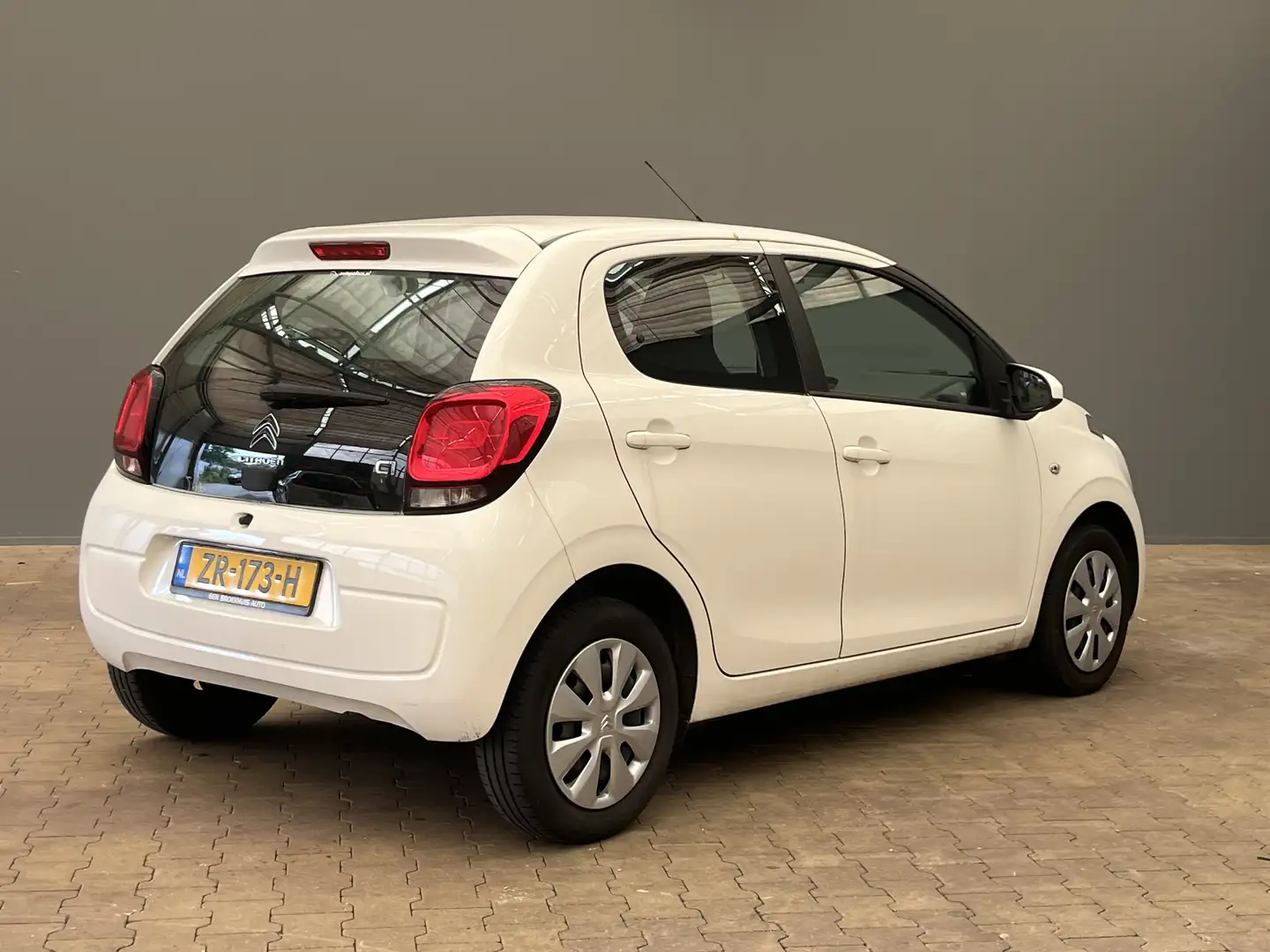 Citroen C1 1.0 VTi Feel | Bluetooth telefoonvoorbereiding | E Wit - 2