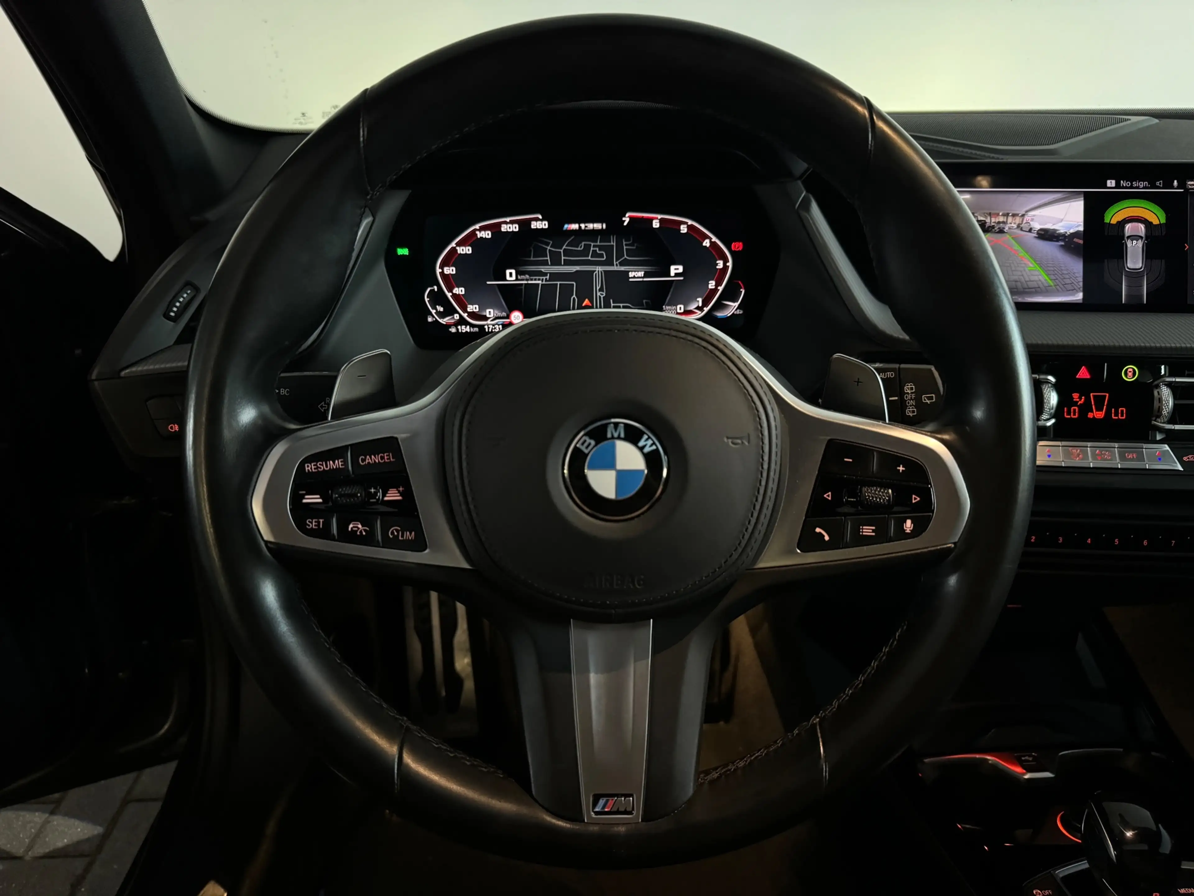 BMW 135 1-serie M135i xDrive Pano|H/K|Kuipstoelen|Camera|S — photo 11