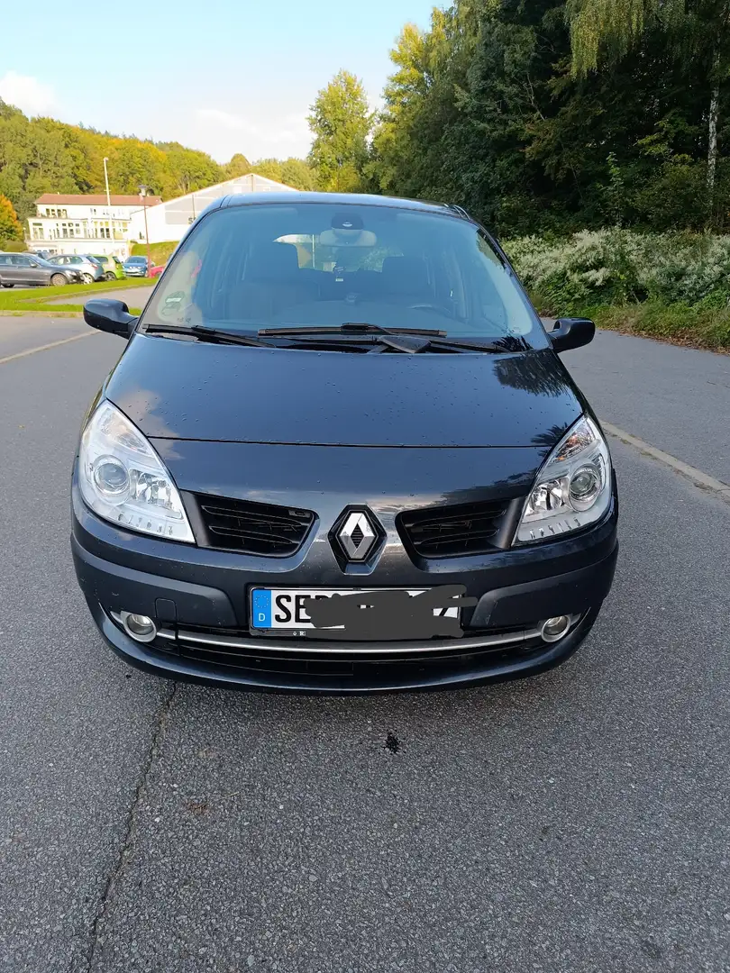 Renault Scenic 2.0 dCi - 2