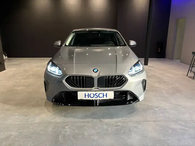 BMW M view 8
