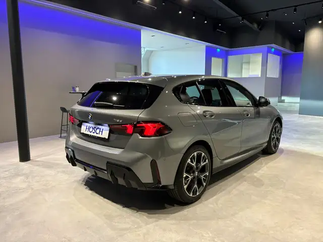 BMW M view 5