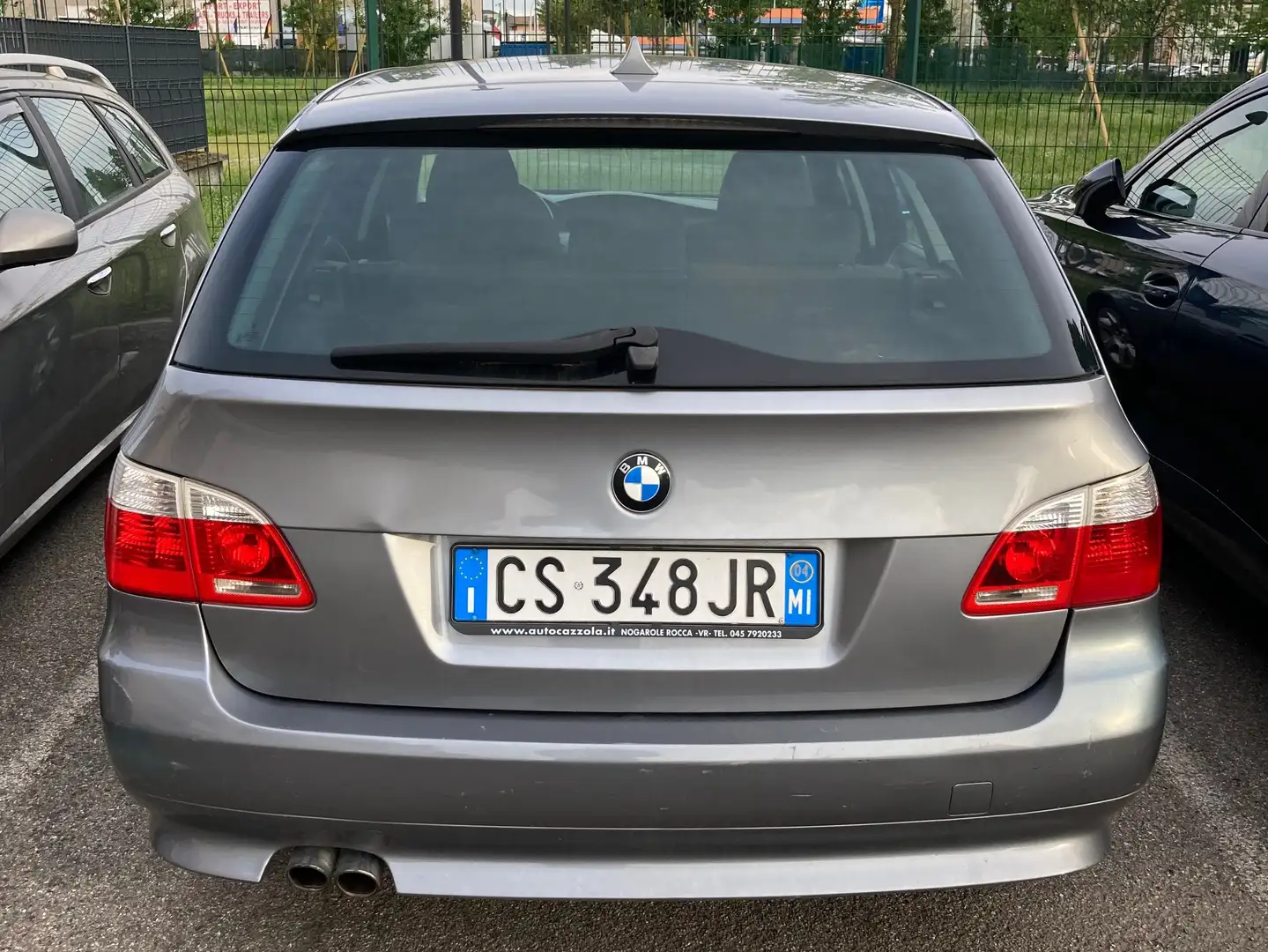 BMW 525 525i Touring Attiva Grey - 1