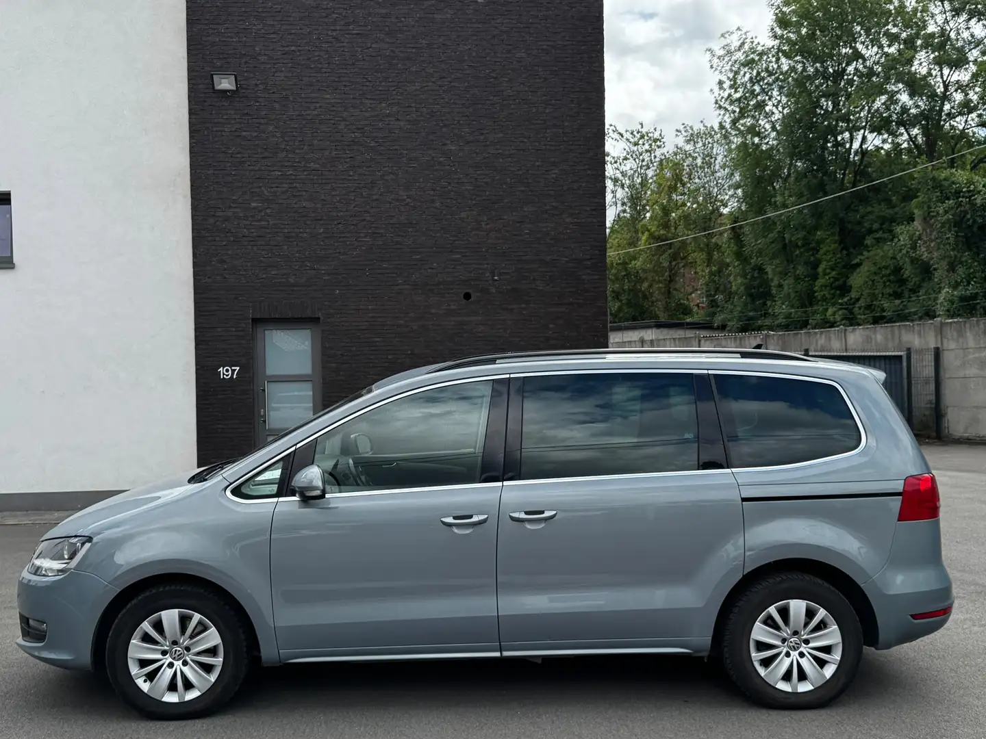Volkswagen Sharan 2.0 CR TDi//7 PLACES//CLIM//PDC/CONDITION MARCHAND Bleu - 2