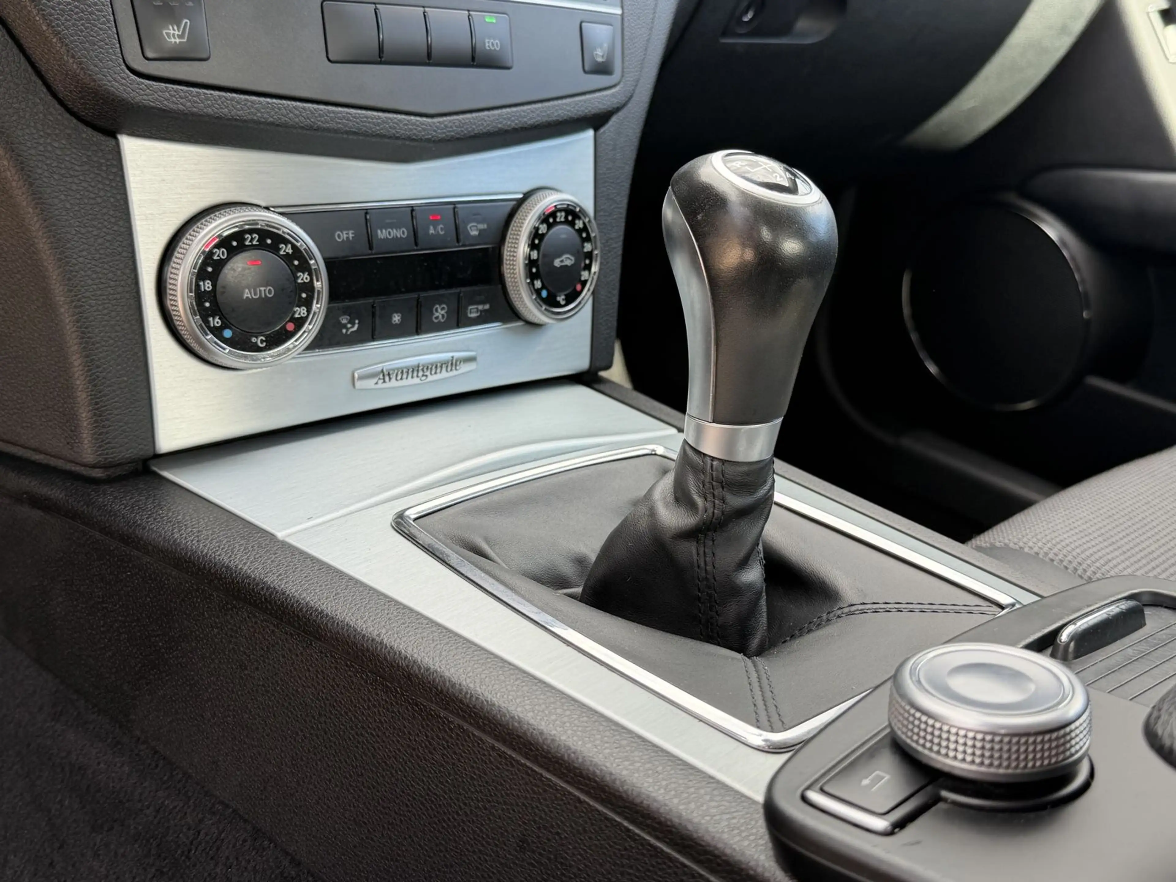 Mercedes-Benz C 180 Avantgarde|AHK (Schwenkbar)|SHZ|Tempomat| — photo 9
