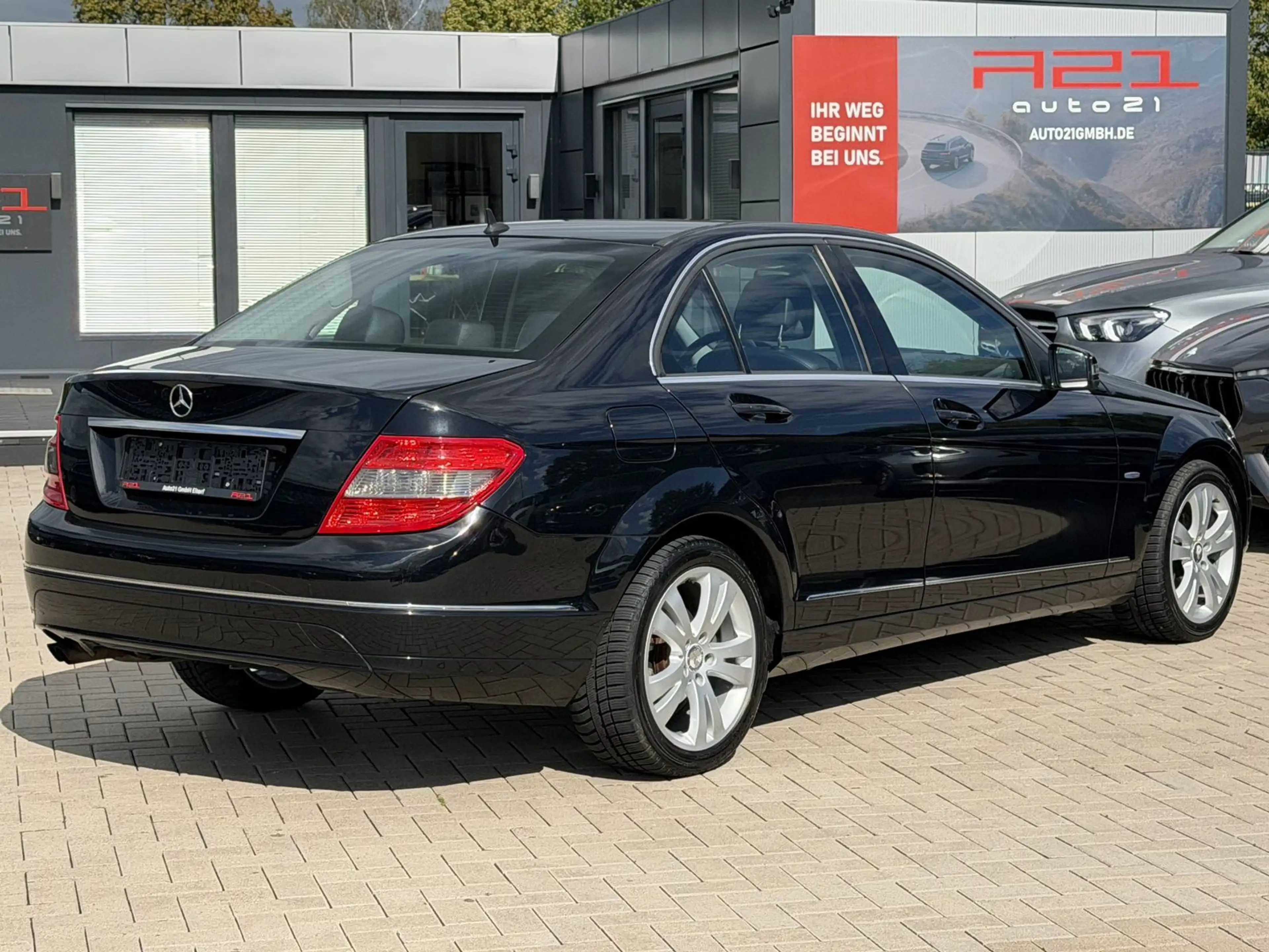 Mercedes-Benz C 180 Avantgarde|AHK (Schwenkbar)|SHZ|Tempomat| — photo 2