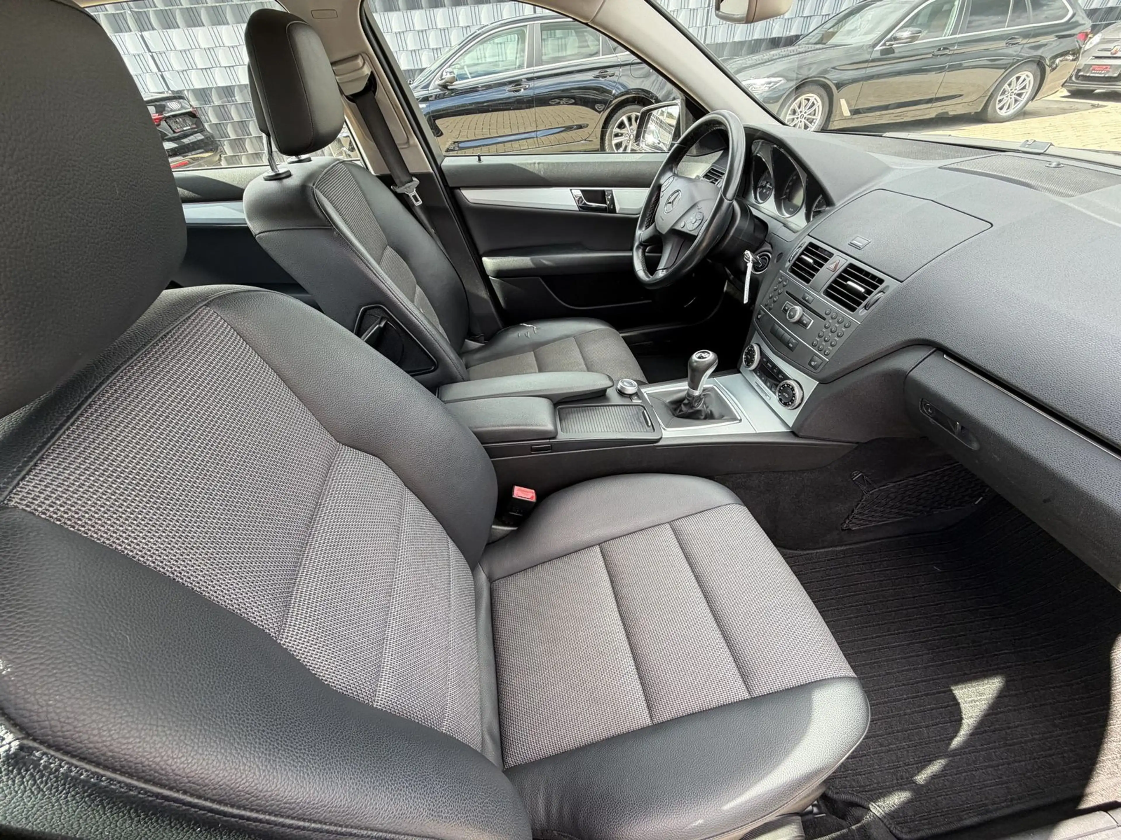 Mercedes-Benz C 180 Avantgarde|AHK (Schwenkbar)|SHZ|Tempomat| — photo 7