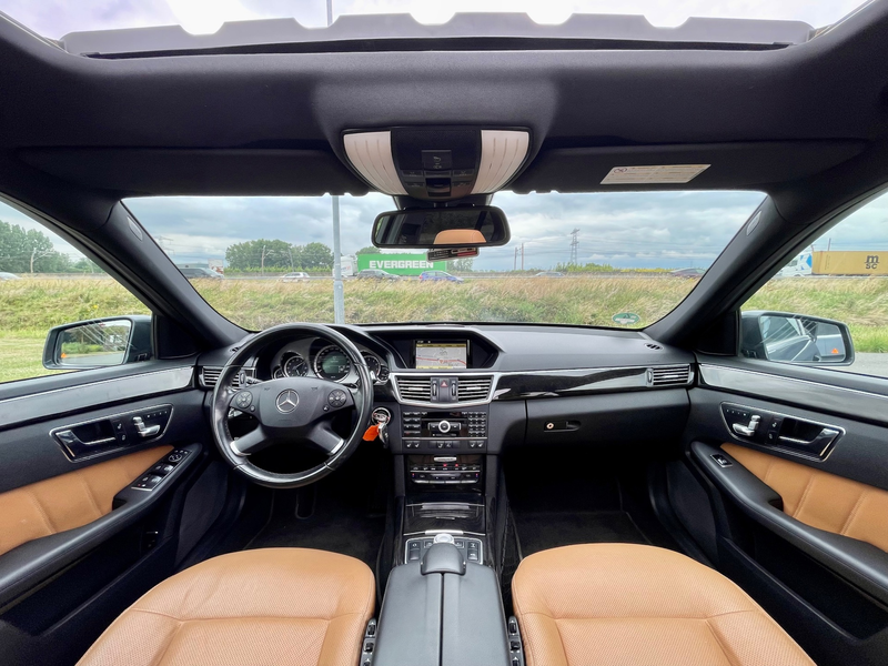 Mercedes-Benz E 350 CGI Avantgarde, Aut,Youngtimer, Trkh,Schuifdak,Led — photo 3