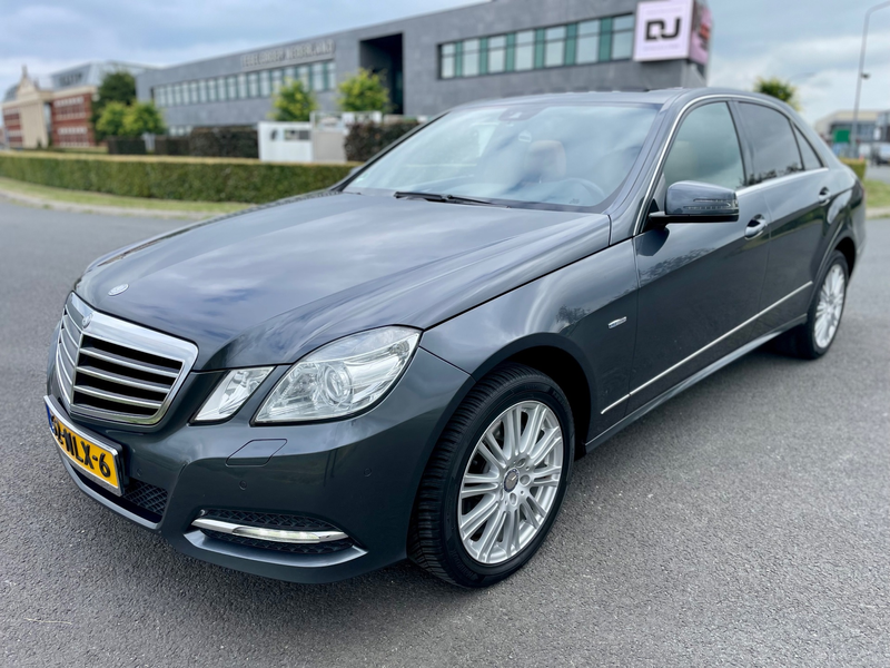 Mercedes-Benz E 350 CGI Avantgarde, Aut,Youngtimer, Trkh,Schuifdak,Led — photo 6