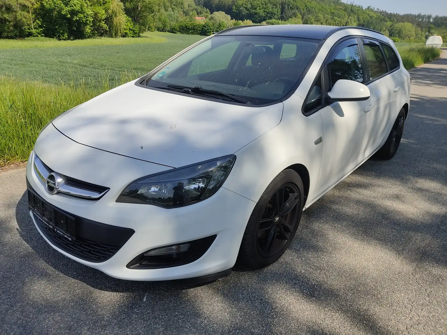 Opel Astra Edition Blanc - 1