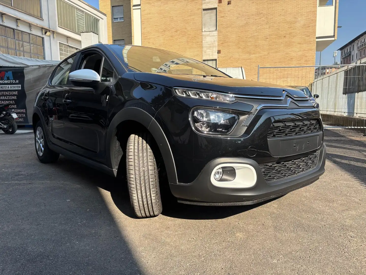 Citroen C3 1.2 puretech You s Noir - 1