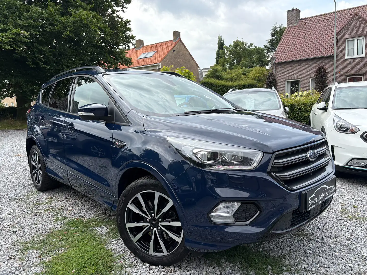 Ford Kuga 1.5 EcoB ST Line (SUV 5-dr.) 4 x 4 175 pk automaat Bleu - 2