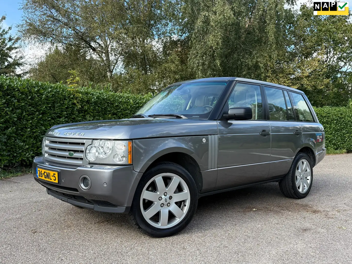 Land Rover Range Rover 3.6 TDV8 Vogue Automaat | Leder | Youngtimer | Sch Grijs - 1