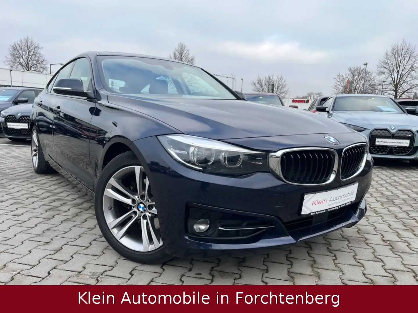 BMW 320 320d GT Sport Aut Leder Navi Kamera Pano LED ACC Blau - 1