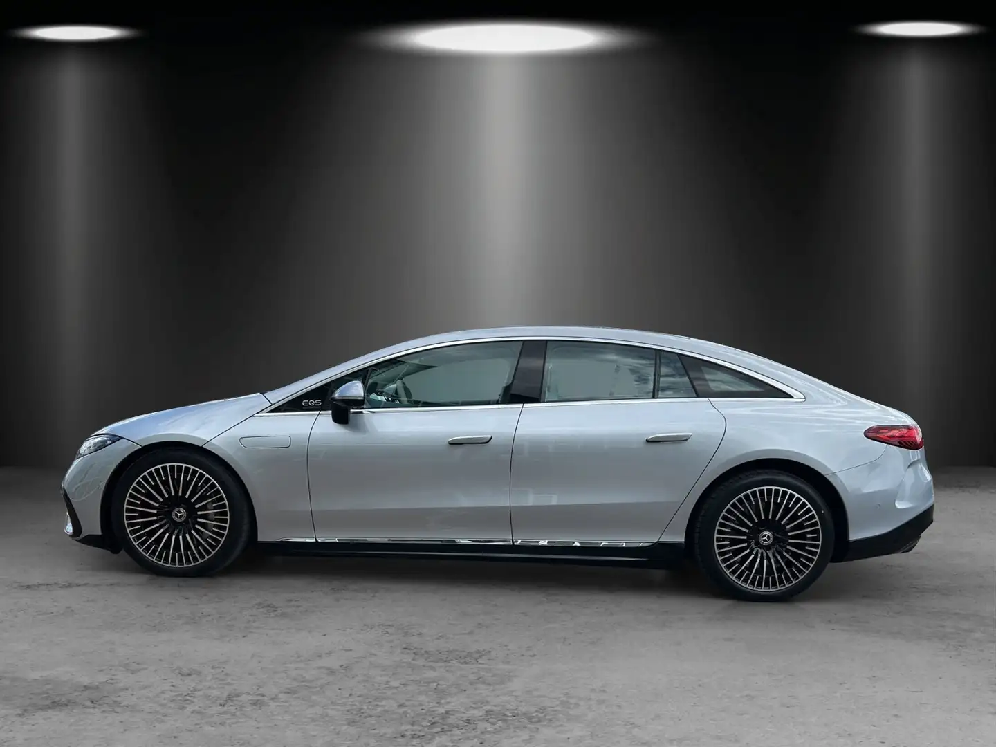 Mercedes-Benz EQS 580 AMG Prem+ HYPER Pano DISTRO Masage AR-HUD Stříbrná - 2