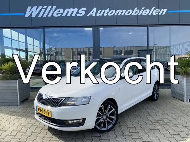 Skoda Rapid/Spaceback 1.0 TSI Greentech Drive Panorama dak, Stoelverwarm