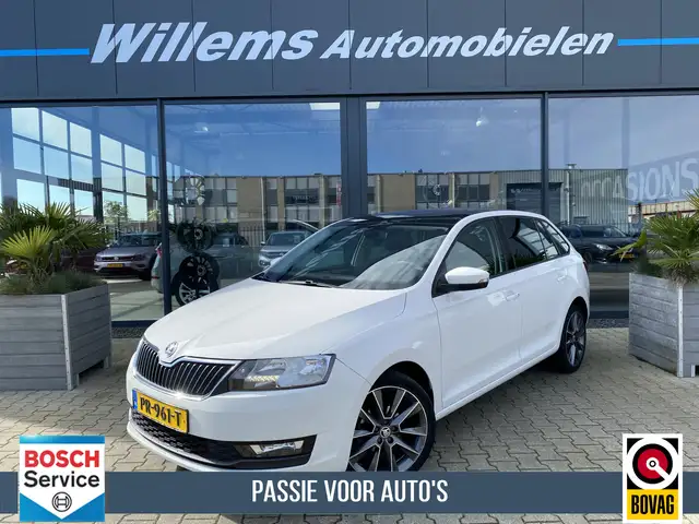 Skoda Rapid/Spaceback 1.0 TSI Greentech Drive Panorama dak, Stoelverwarm