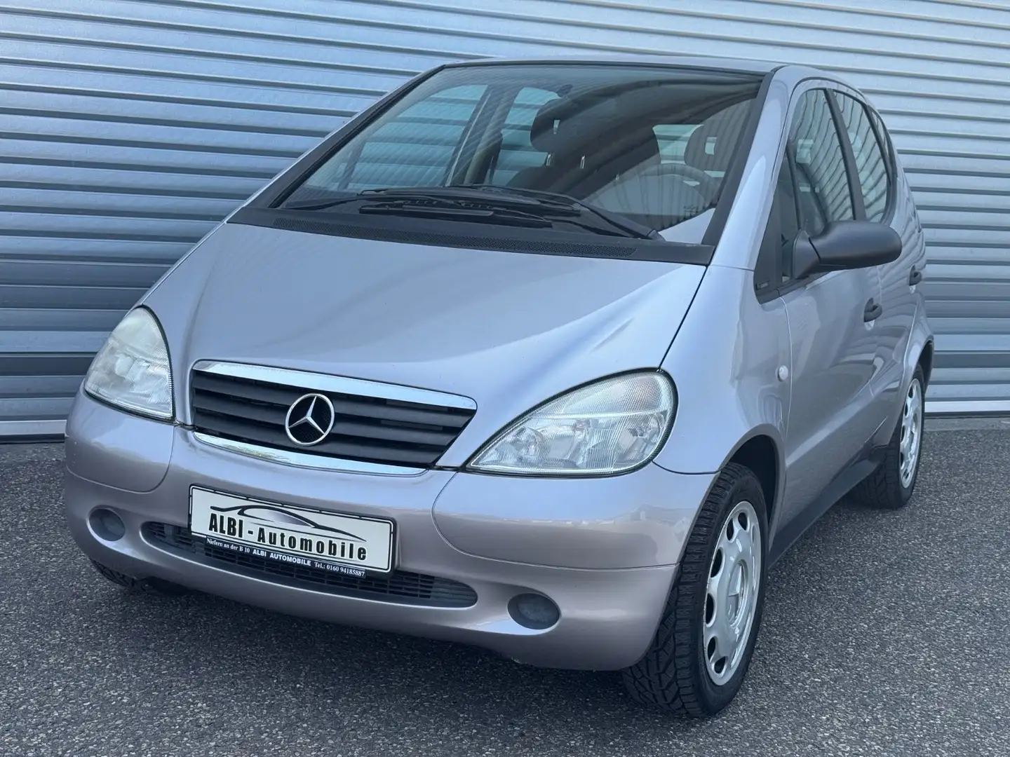 Mercedes-Benz A 140 ZV Klima Ideales Stadtfahrzeug** Сірий - 1