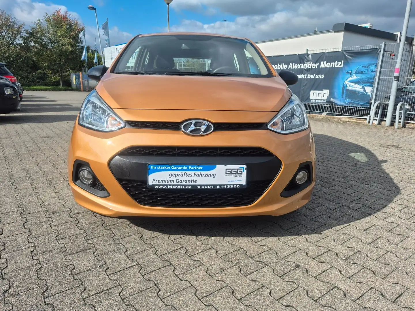Hyundai i10 1.0 GARANTIE KLIMAANLAGE TÜV NEU Orange - 2