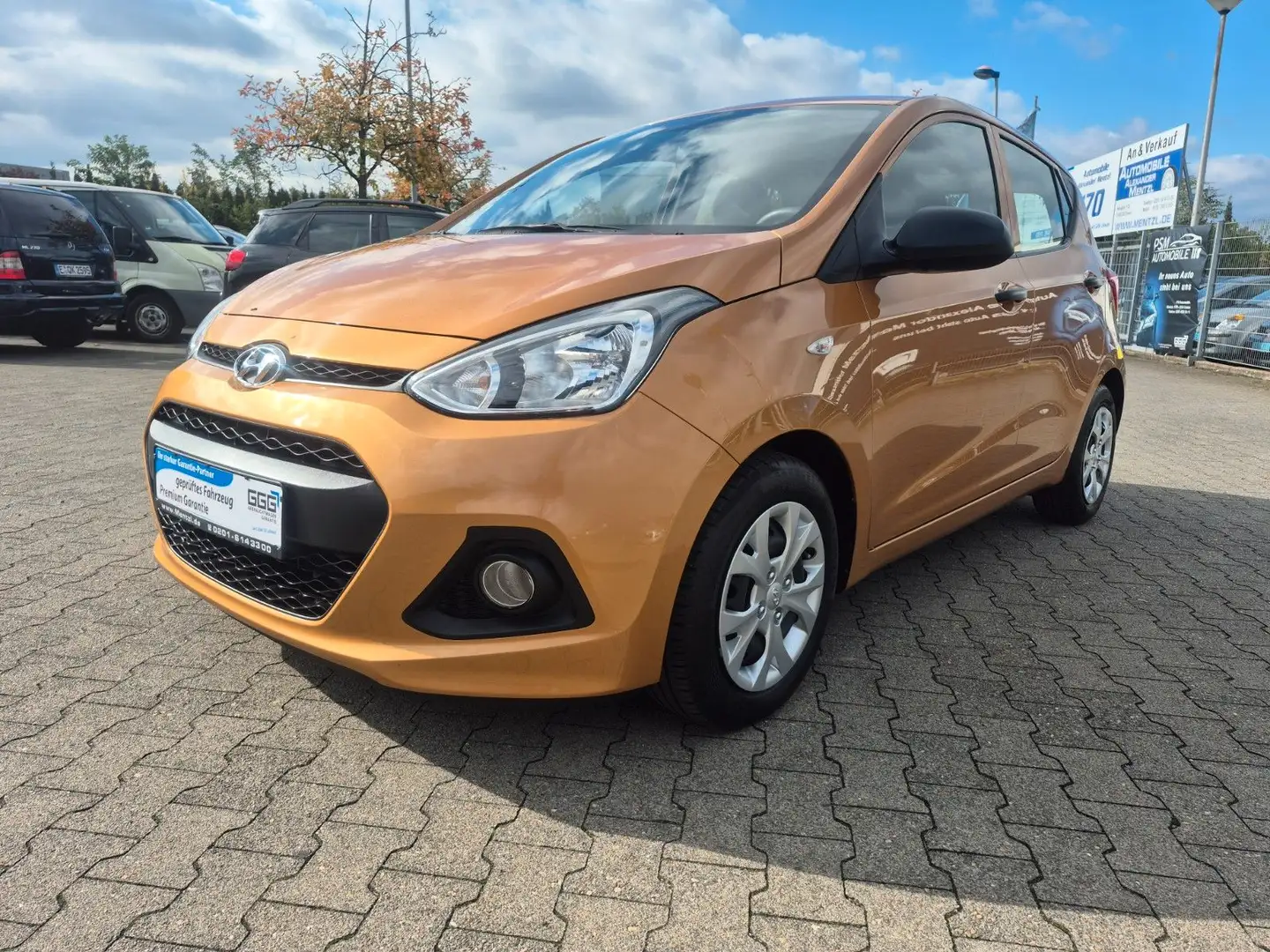 Hyundai i10 1.0 GARANTIE KLIMAANLAGE TÜV NEU Orange - 1