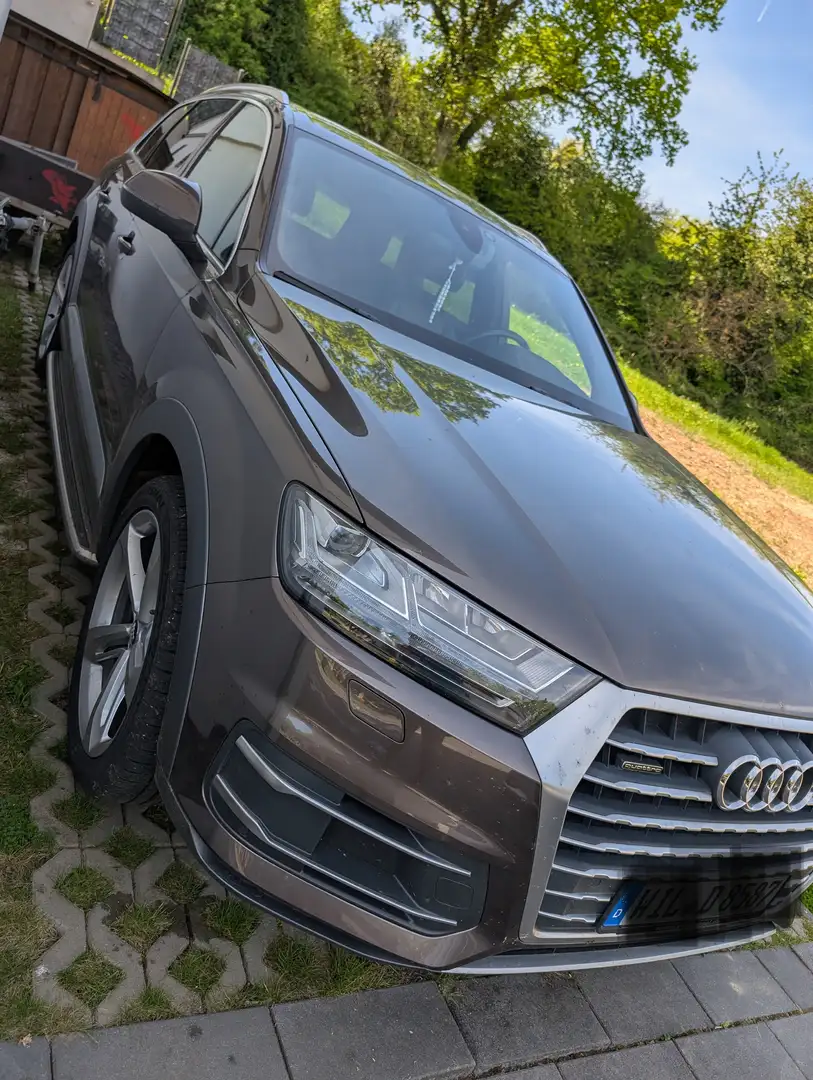 Audi Q7 3.0 TDI Braun - 1
