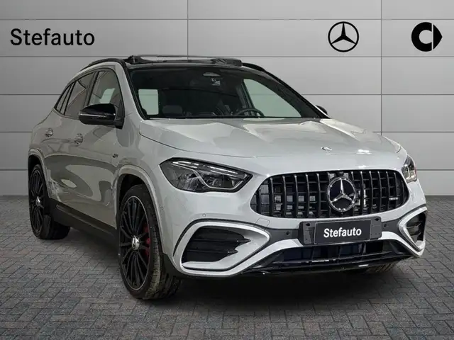 Mercedes-Benz GLA 35 AMG 4Matic AMG Line Premium