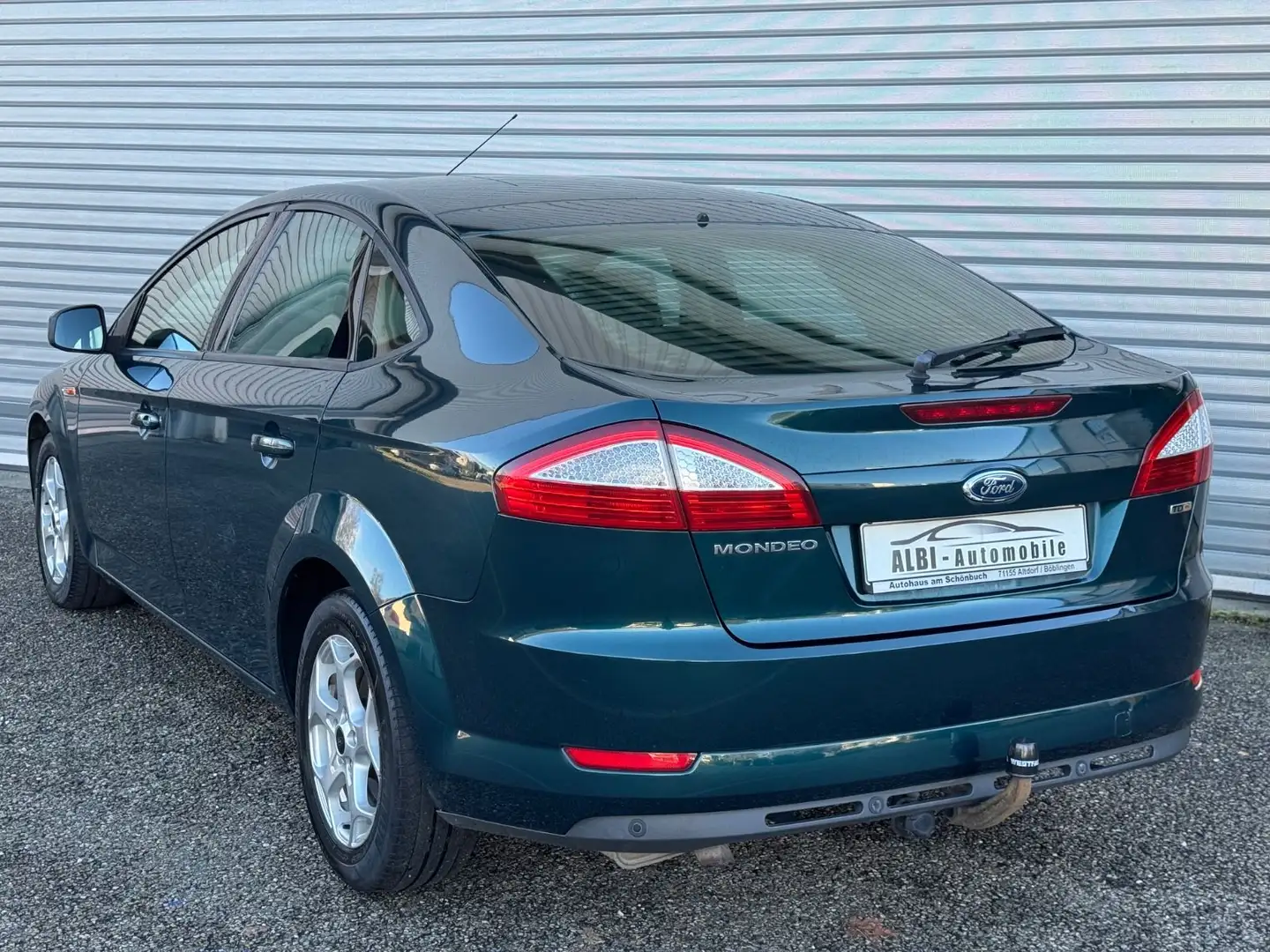 Ford Mondeo 1,8 TDCI  Trend Verde - 2